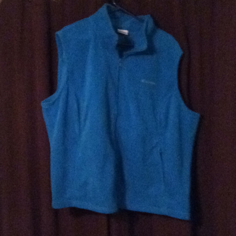 Columbia vest